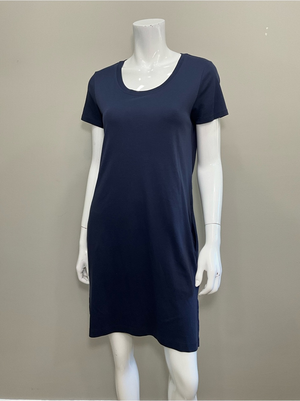 THEORY Navy Knit Tee Dress Scoop Neck Minimalist Shift Dress M